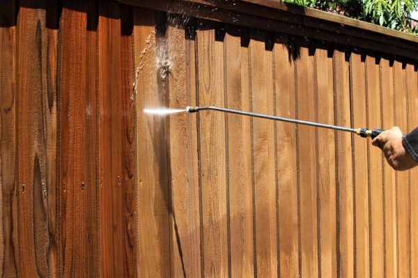 Fence Cleaning in Portland
