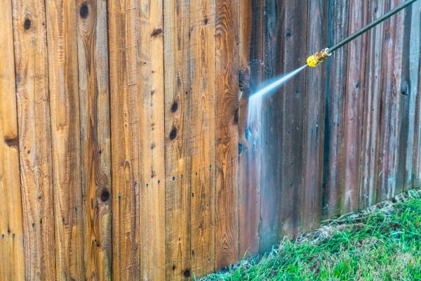 Fence Pressure Washing in Portland