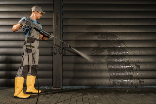 Garage Power Washing in Portland