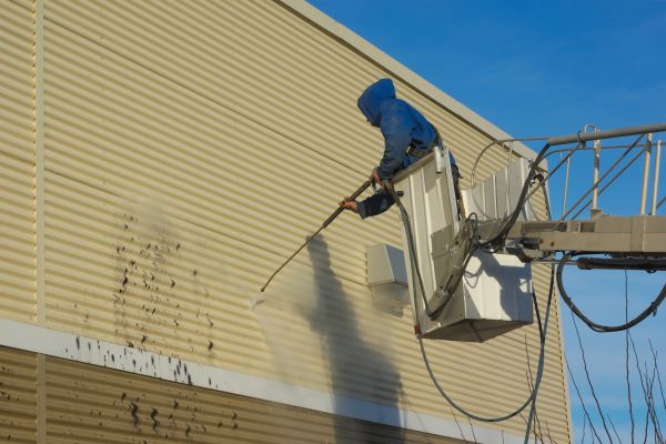 Commercial Exterior Cleaning in Portland