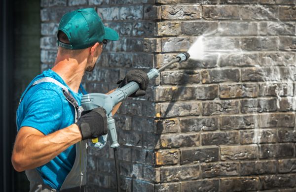 Brick Wall Washing in Portland