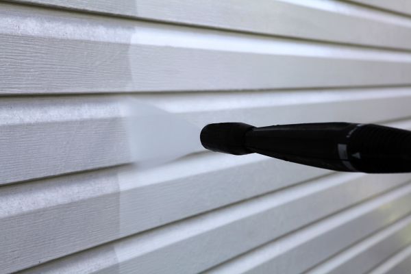 Condo Siding Power Washing in Portland