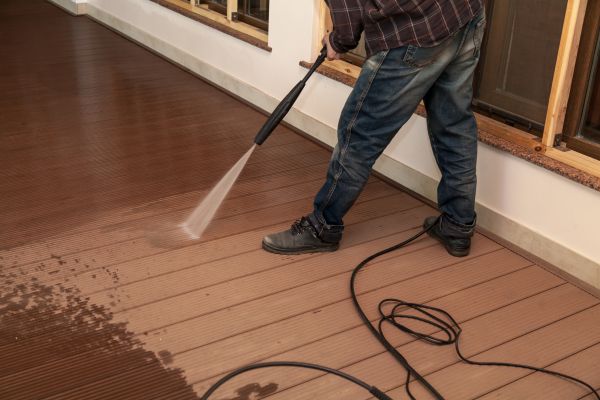 Veranda Cleaning in Portland