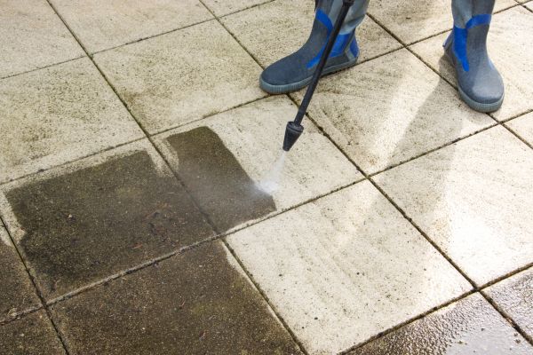 Outdoor Concrete Cleaning in Portland